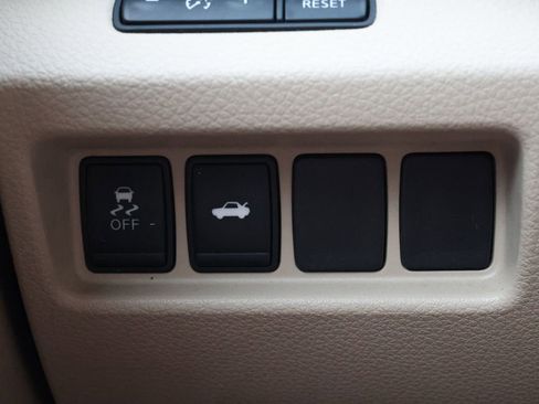 Used 2014 Nissan Altima 2.5 SV FWD image 22