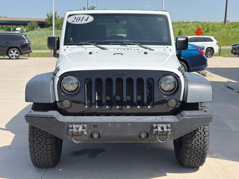 Used 2014 Jeep Wrangler Sport AWD/4WD image 3