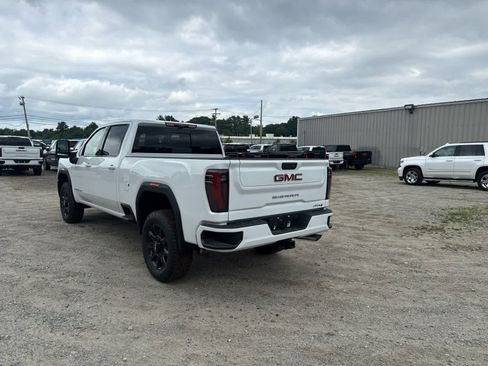 New 2026 GMC Sierra 2500 AT4 w/ Technology Package AWD/4WD image 3