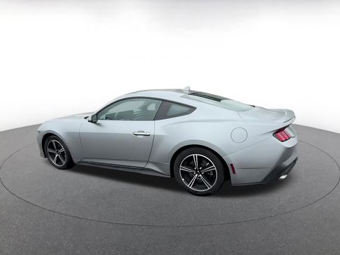 Used 2024 Ford Mustang Premium image 10