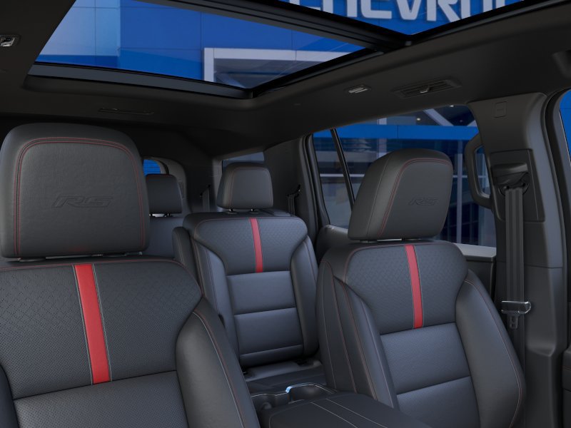 New 2027 Chevrolet Traverse RS w/ LPO, Floor Liner Package AWD/4WD image 26
