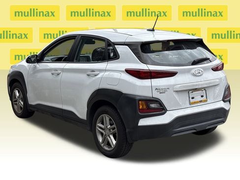 Used 2021 Hyundai Kona SE image 9