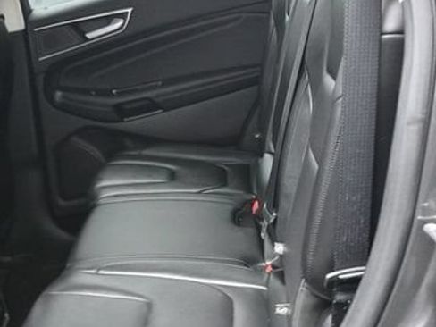 Used 2019 Ford Edge Titanium w/ Cold Weather Package AWD/4WD image 11