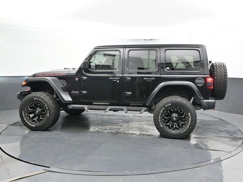 Used 2018 Jeep Wrangler Unlimited Rubicon w/ Dual Top Group AWD/4WD image 9