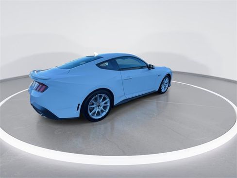 Used 2025 Ford Mustang GT Premium image 8