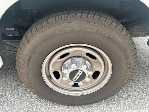Used 2021 Ford F250 XL w/ Power Equipment Group RWD image 22