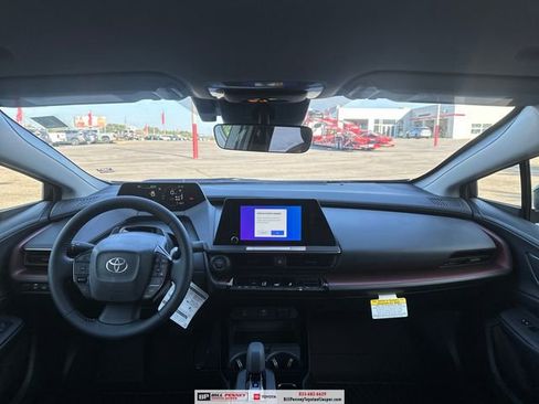 New 2026 Toyota Prius Plug-In Hybrid FWD image 10