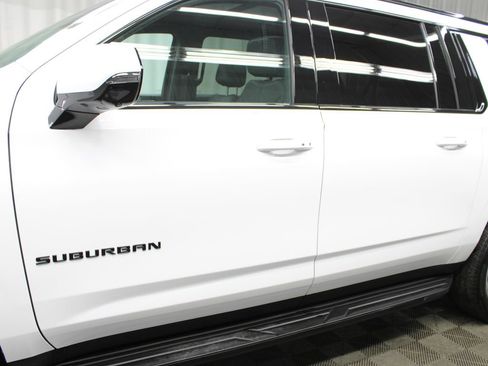 Used 2026 Chevrolet Suburban RST w/ Comfort Package AWD/4WD image 51