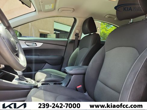 Certified 2023 Kia Forte LXS FWD image 18