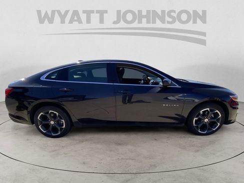 Used 2023 Chevrolet Malibu LT FWD image 11