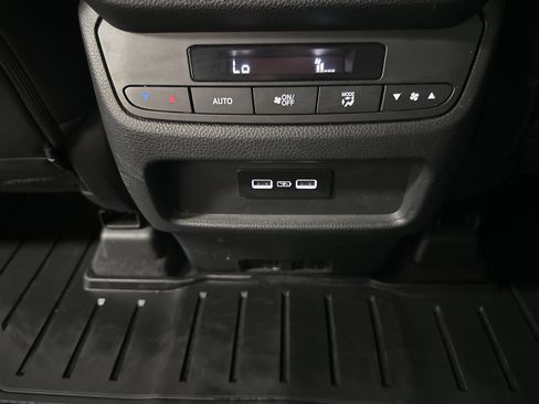 Used 2023 Honda Pilot EX-L image 33