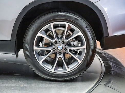 Used 2017 BMW X5 xDrive35d image 11