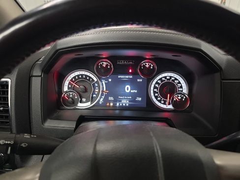 Used 2018 RAM 2500 Laramie w/ Snow Chief Group AWD/4WD image 17