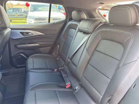 New 2025 Chevrolet Equinox EV LT w/ LPO, All-Weather Mat Package image 8