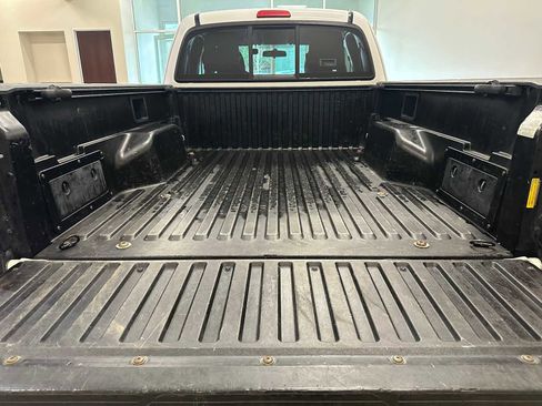 Used 2012 Toyota Tacoma 2WD Access Cab w/ Convenience Pkg image 27