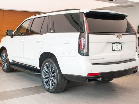 Used 2021 Cadillac Escalade Sport Platinum AWD/4WD image 8