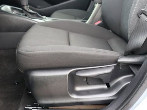 Used 2023 Toyota Corolla LE image 11