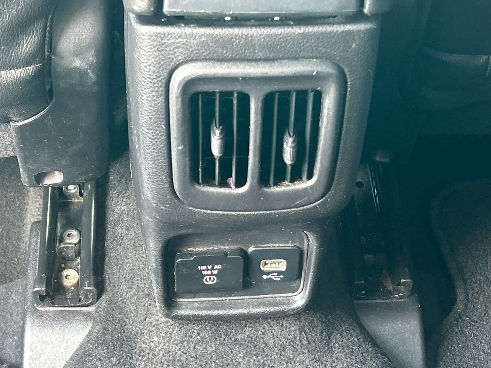 Used 2018 Jeep Compass Latitude w/ Popular Equipment Group FWD image 11