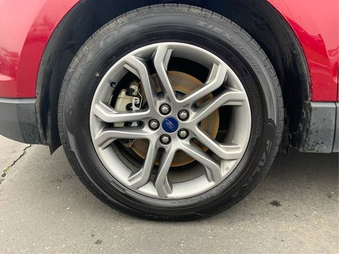 Used 2016 Ford Edge Titanium w/ Technology Package image 25