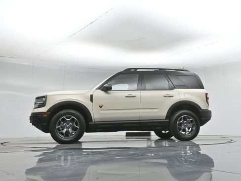 Certified 2024 Ford Bronco Sport Badlands w/ Premium Package AWD/4WD image 8