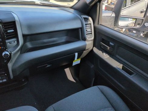 New 2026 RAM 2500 Tradesman AWD/4WD image 16