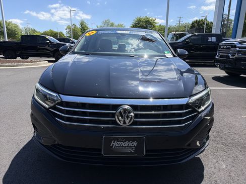 Used 2021 Volkswagen Jetta SEL FWD image 3