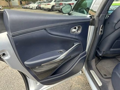 Used 2021 Aston Martin DBX AWD/4WD image 10