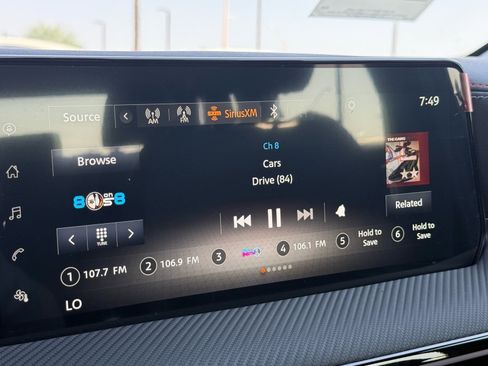 New 2025 Nissan Kicks SR image 25