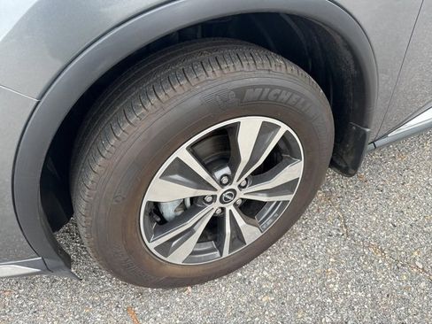 Used 2024 Nissan Murano SV image 9