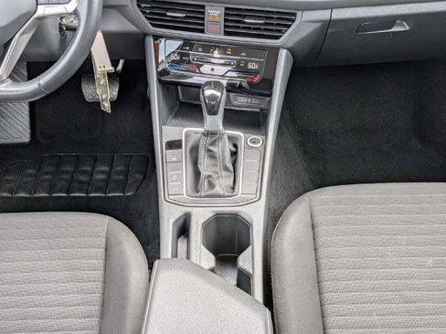 Used 2025 Volkswagen Jetta S FWD image 15