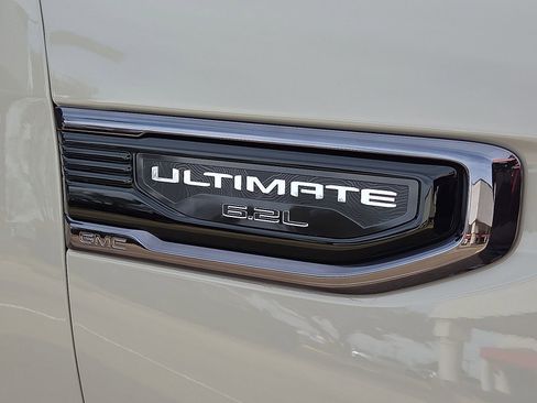 New 2026 GMC Sierra 1500 Denali Ultimate image 6