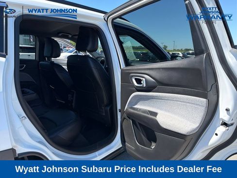 Used 2024 Jeep Compass Latitude AWD/4WD image 26