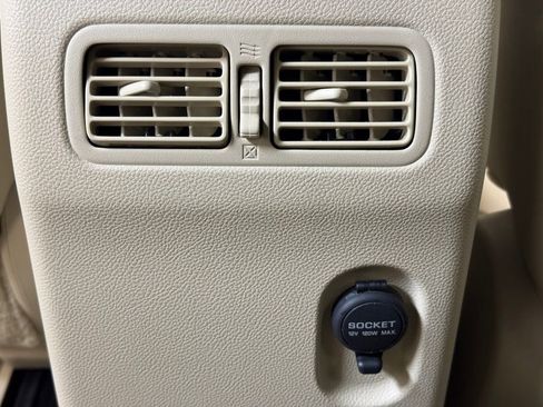 Used 2014 INFINITI QX70 2WD w/ Premium Package image 18