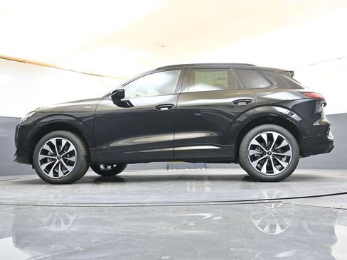 New 2026 Audi Q3 quattro 2.0T AWD/4WD image 40