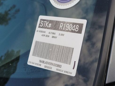 Used 2024 Nissan Altima 2.5 SV image 29