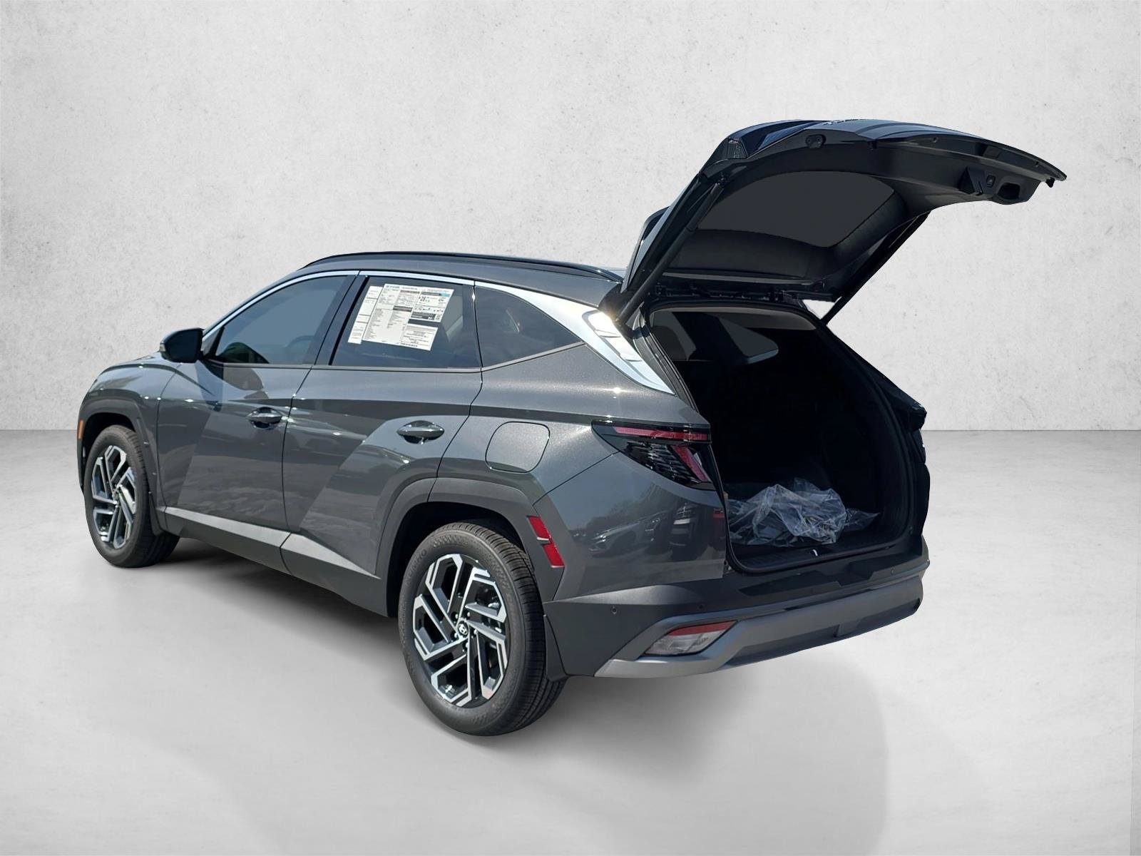 New 2026 Hyundai Tucson Limited FWD image 3