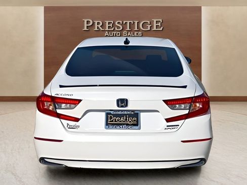 Used 2022 Honda Accord Sport image 4