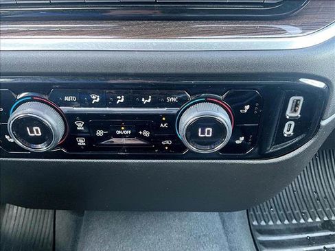 Used 2025 Chevrolet Silverado 1500 LT RWD image 26