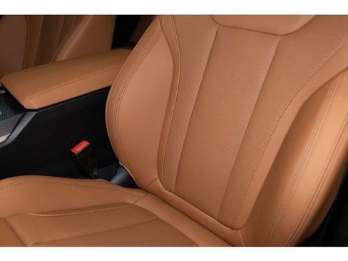 Used 2025 BMW 330i xDrive Sedan w/ Premium Package image 57