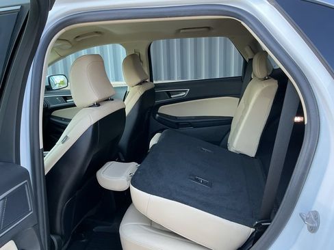 Used 2023 Ford Edge SEL w/ Convenience Package AWD/4WD image 19