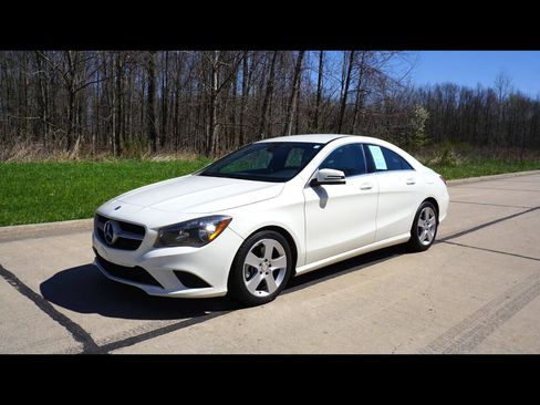 Used 2015 Mercedes-Benz CLA 250 4dr Sdn CLA 250 FWD image 1