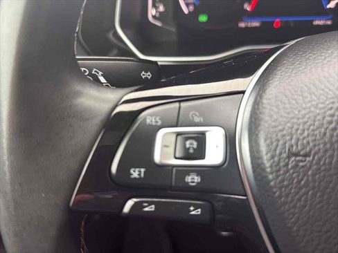 Used 2021 Volkswagen Jetta SEL Premium image 17