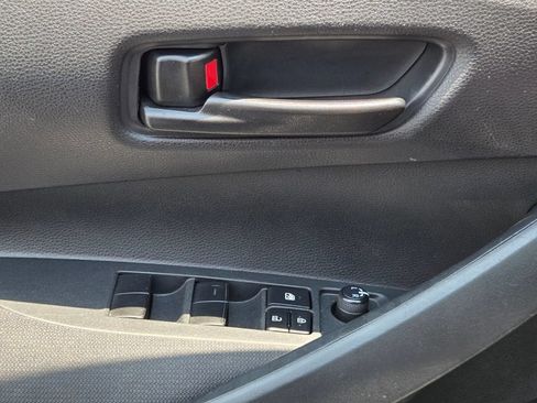Used 2022 Toyota Corolla LE FWD image 26