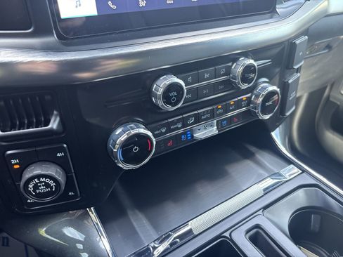 Used 2022 Ford F150 Lariat AWD/4WD image 18