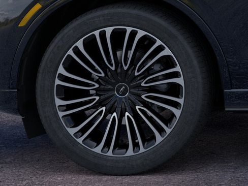 Used 2025 Lincoln Aviator Black Label AWD/4WD image 19