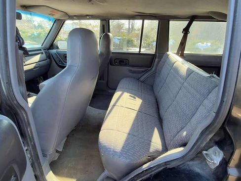 Used 1998 Jeep Cherokee Sport image 20