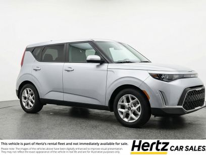 Used 2025 Kia Soul LX w/ LX Technology Package