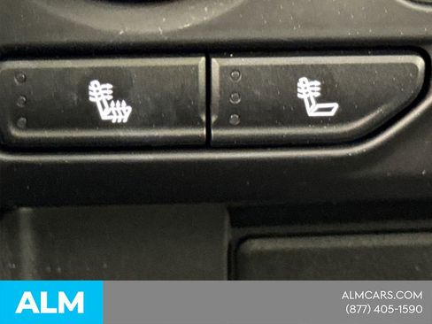 Used 2024 Chevrolet Suburban RST w/ Luxury Package image 38