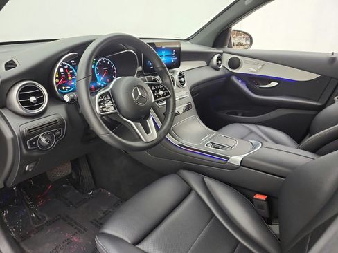 Used 2022 Mercedes-Benz GLC 300 image 12