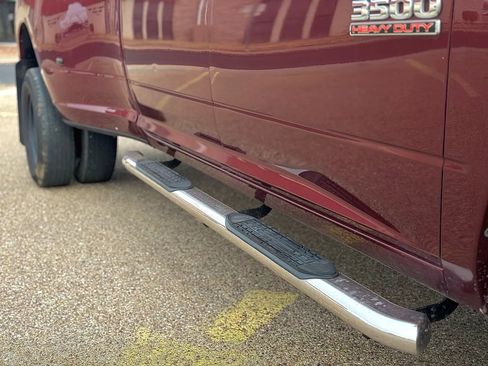 Used 2018 RAM 3500 Tradesman w/ Chrome Appearance Group image 5